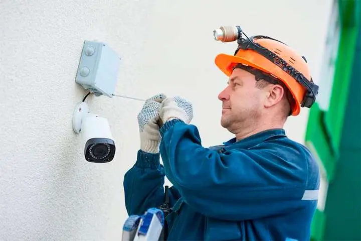 CCTV4