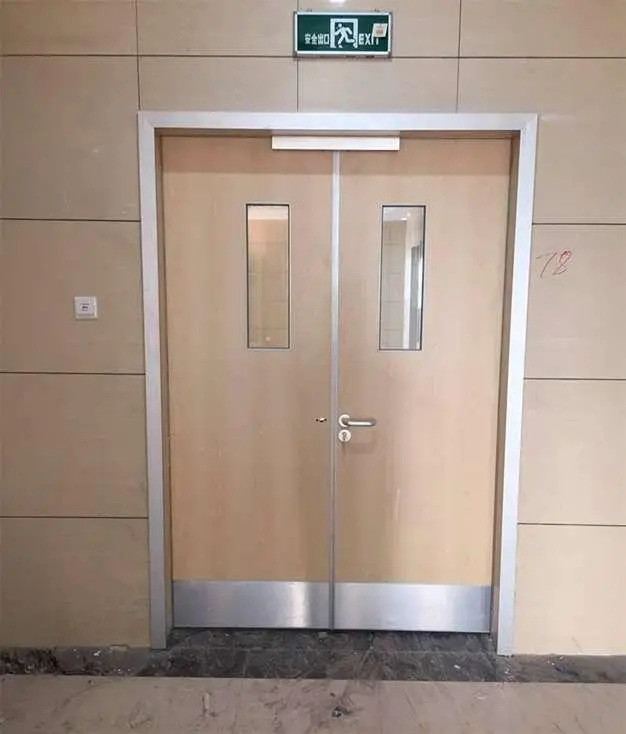 PUERTAS EMPLOMADAS 6